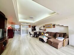 Blk 104A Kebun Baru Heights (Ang Mo Kio), HDB Executive #553721851